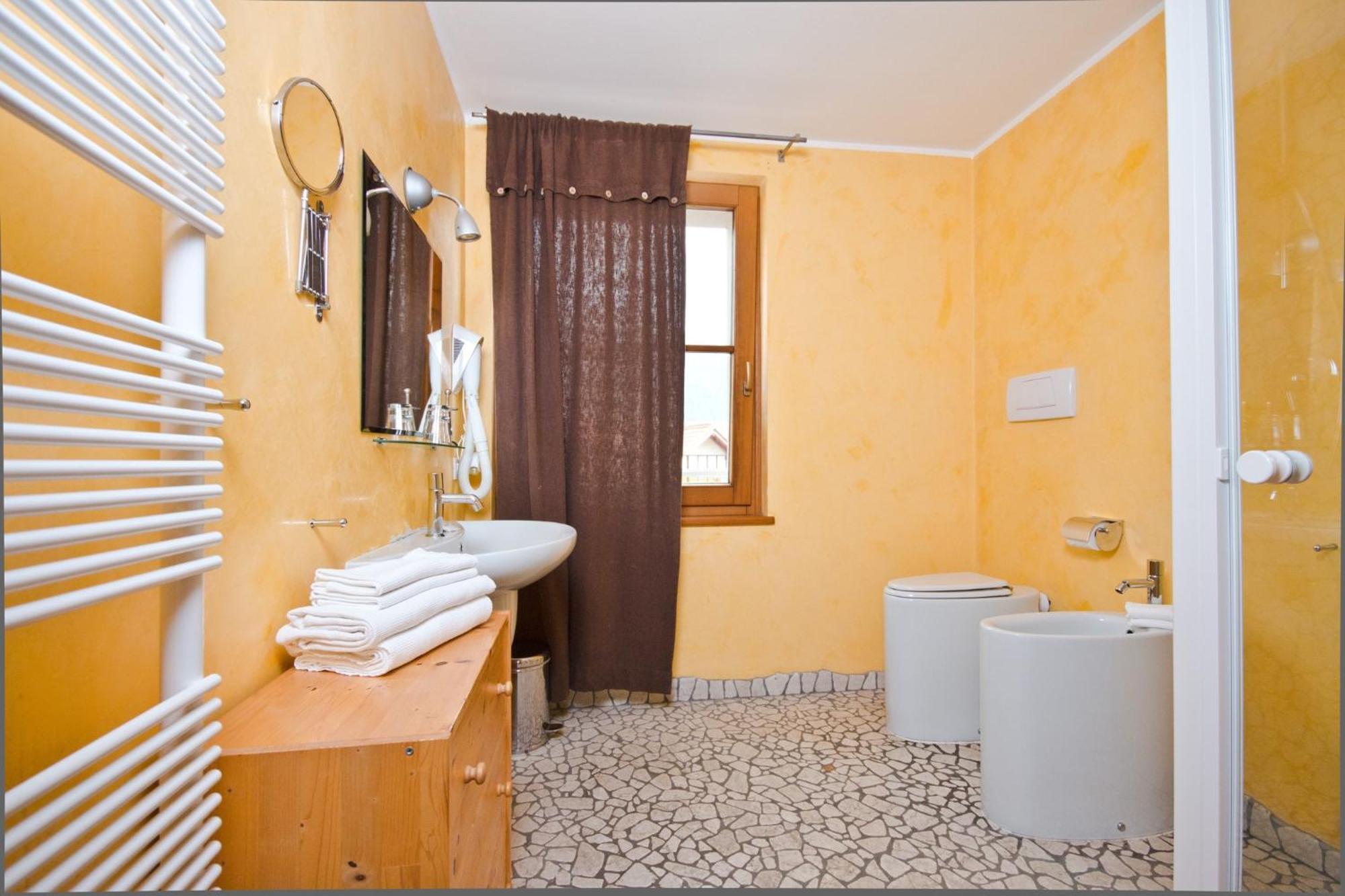 Hotel Martinelli Ronzo-Chienis Oda fotoğraf