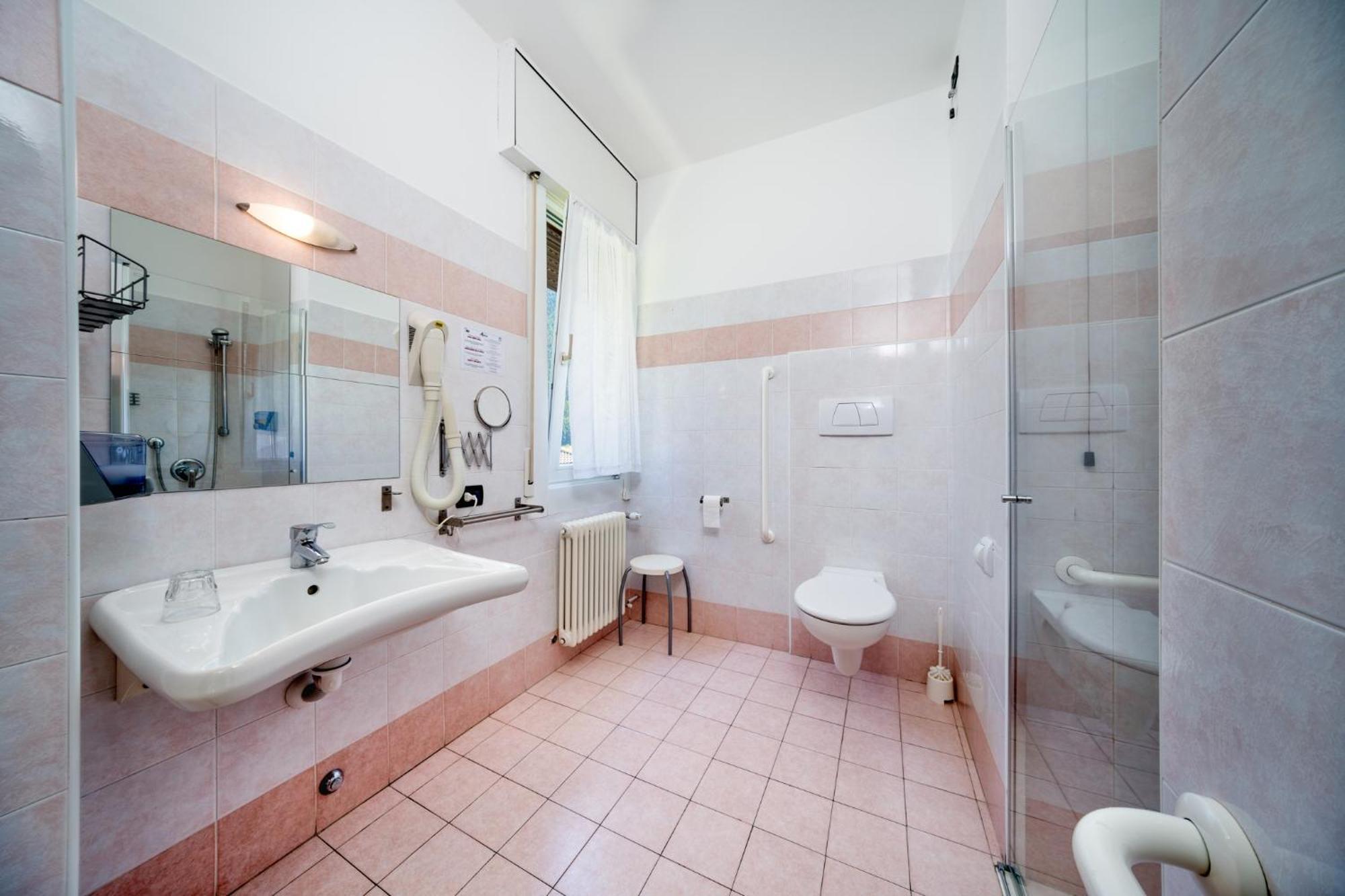 Hotel Martinelli Ronzo-Chienis Oda fotoğraf